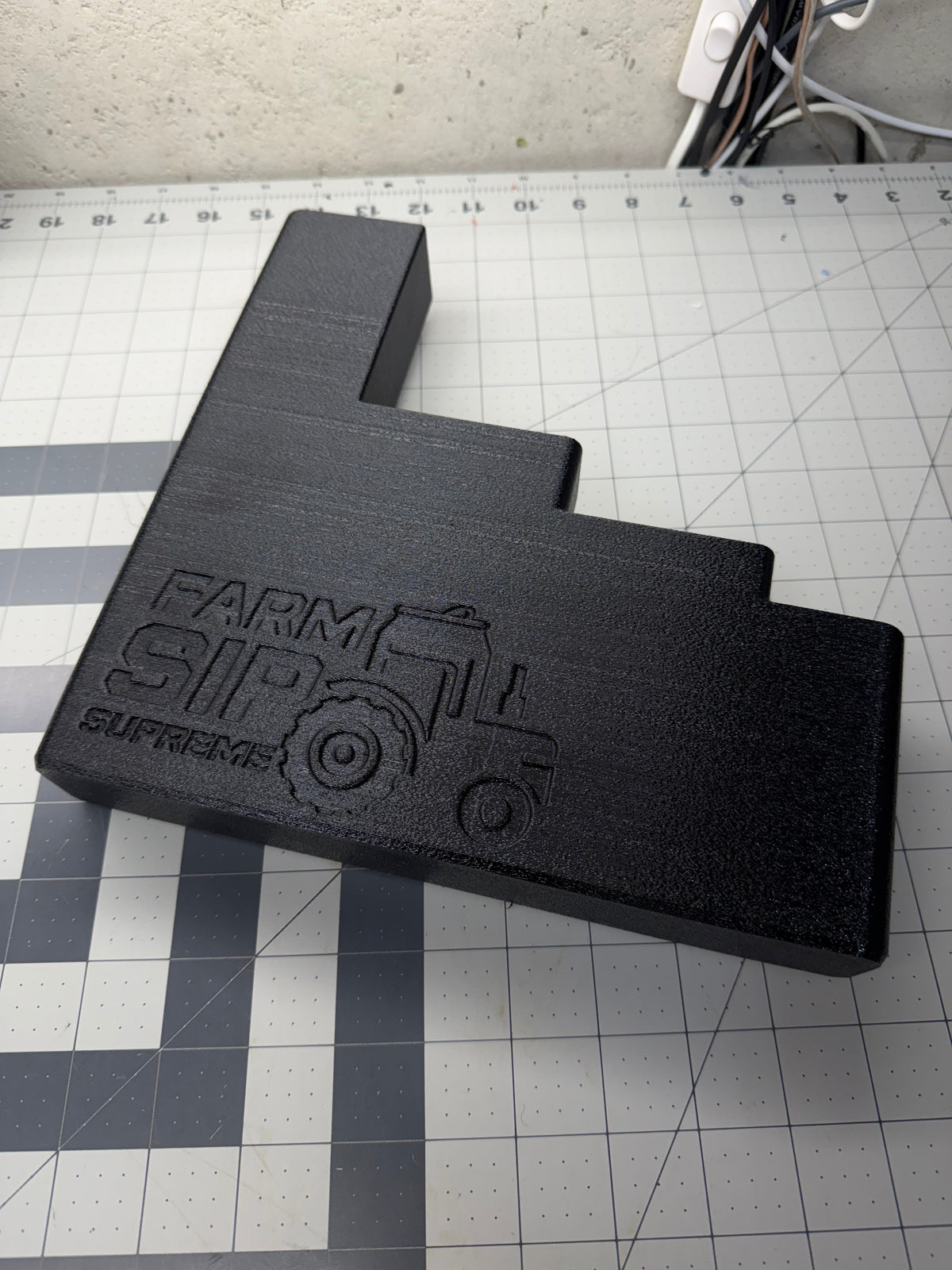 Zip Tie Magnetic Storage - Comes With 2 Magnets