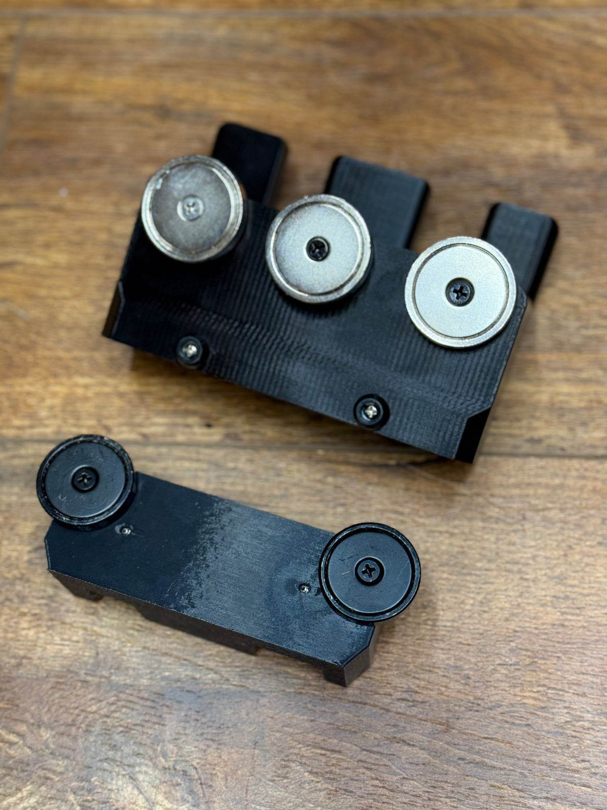 Pair Pry Bar Holder - Giant Pair