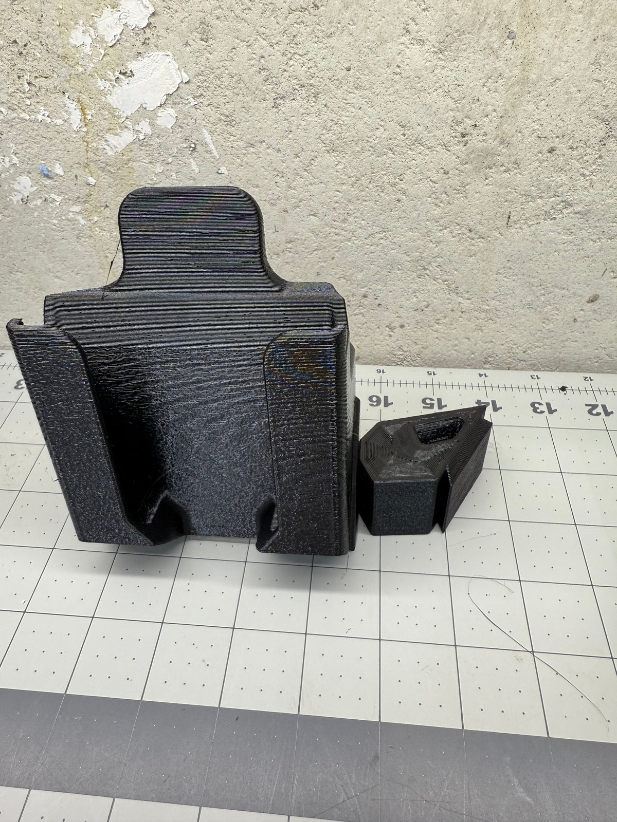 Snap Sip Phone Holder - Left