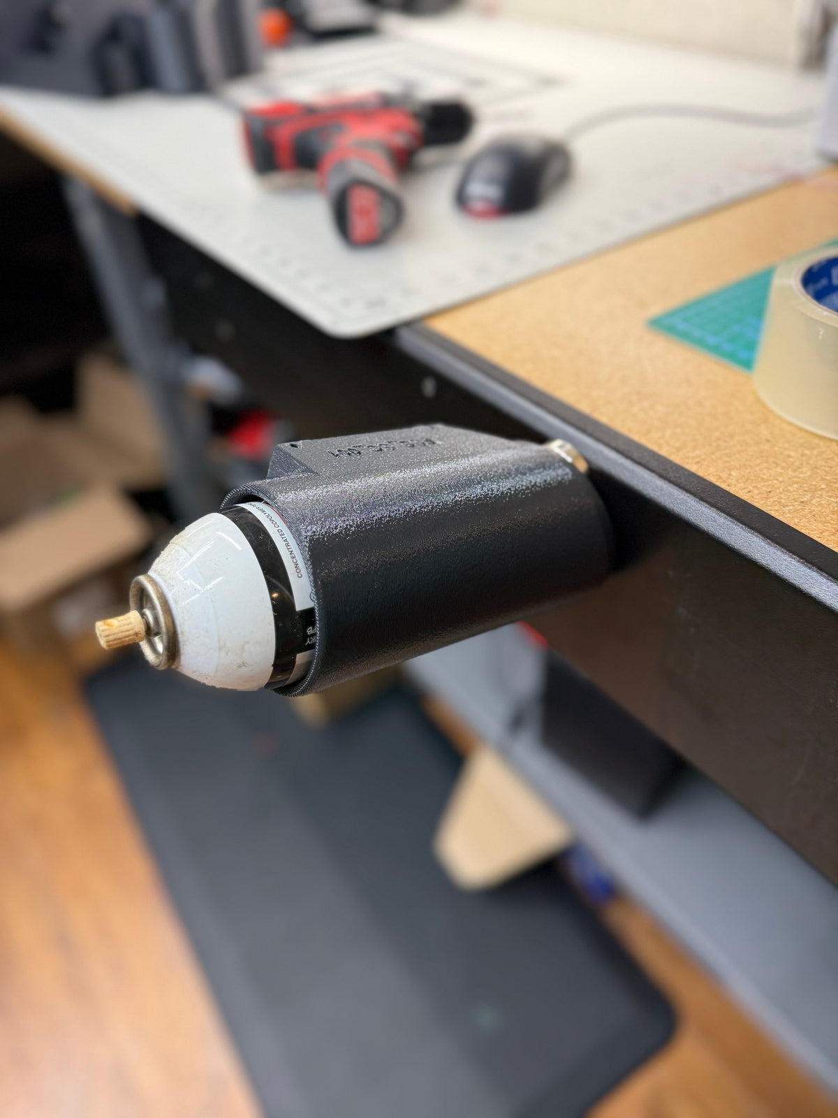 Single Spray Can Magnetic Holder