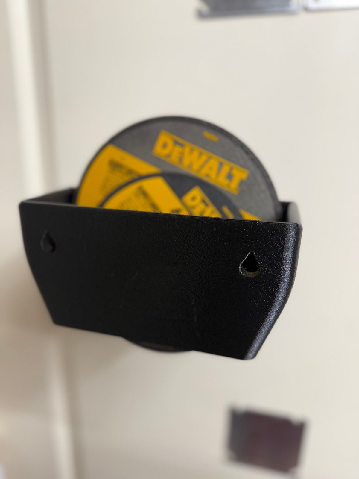Magnetic Grinder Disk Holder