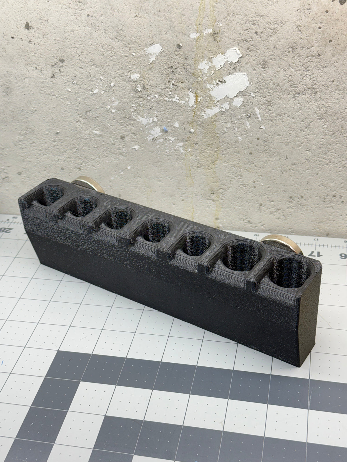 Heel Bar Magnetic Holder
