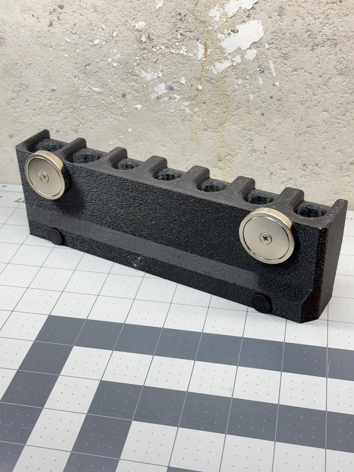 Heel Bar Magnetic Holder