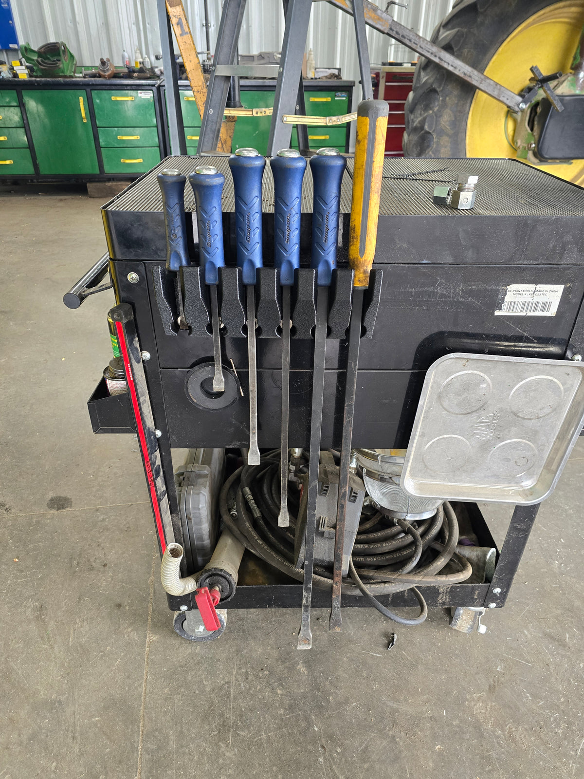 Magnetic Pry Bar Holder