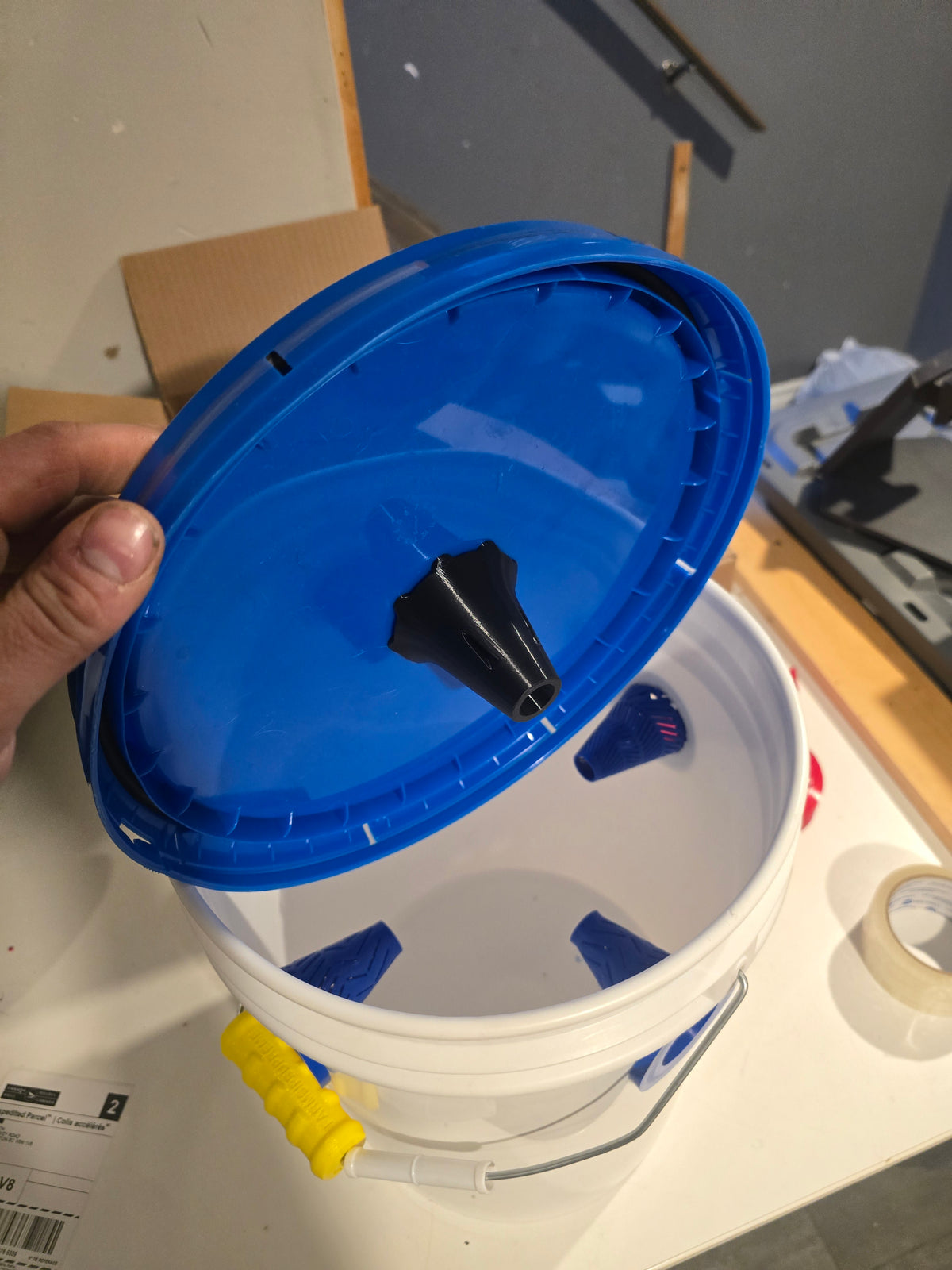 🪰All-In-One 5 Gallon Bucket Fly Trap – Fully Assembled🪰