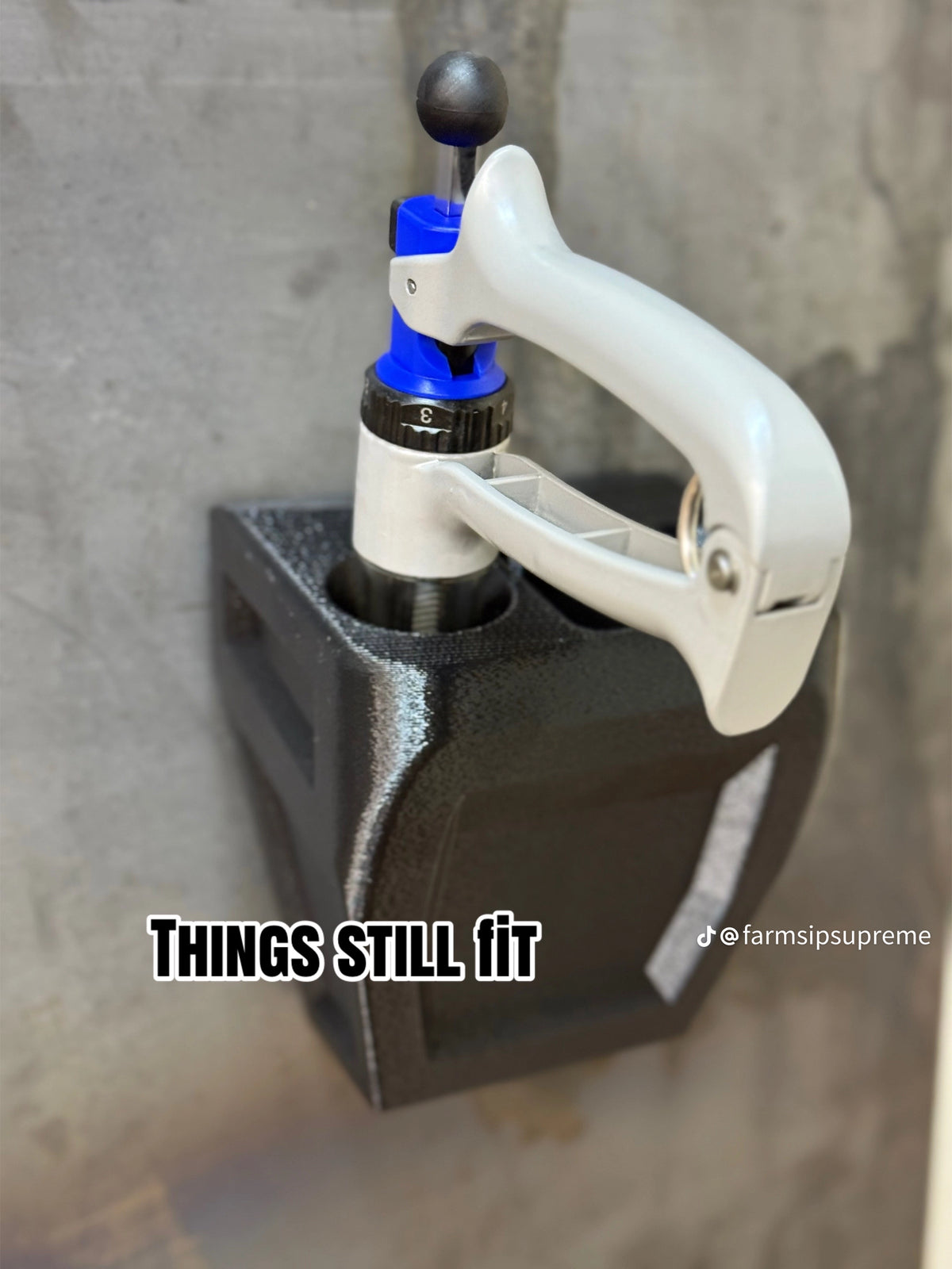 Magnetic 2 Syringe Gun Storage Box